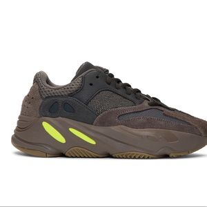 Yeezy 700 Muave